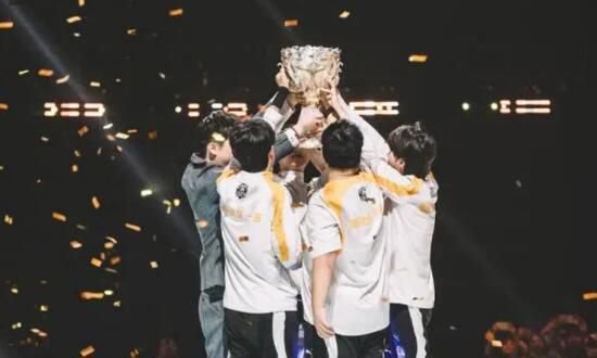 CSGO巴黎Major总决赛落幕：小蜜蜂Vitality主场夺冠